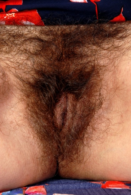 Naked hairy women pics
