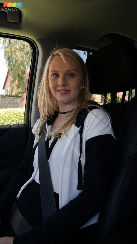 Hairy blond pussy pics - 5 Hairy blond pussy pics - 5