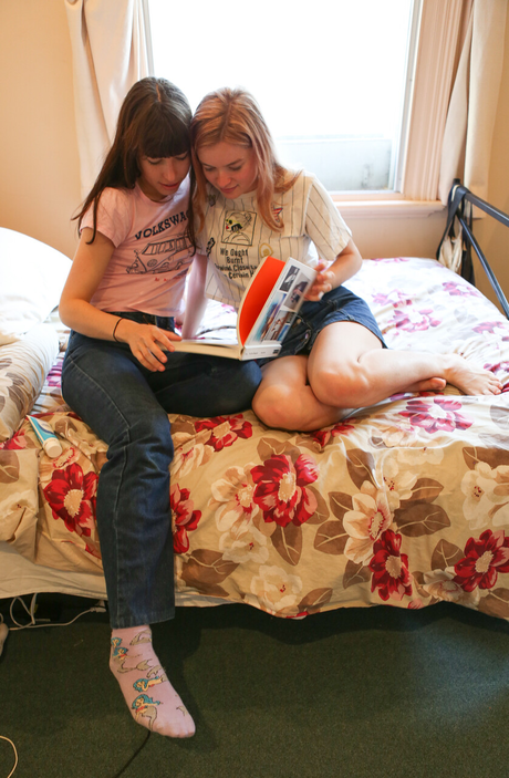 Cute lesbians eat hairy pussy - 5 Cute lesbians eat hairy pussy - 5