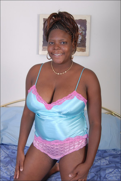 Black plumper hairy pussy - 1 Black plumper hairy pussy - 1