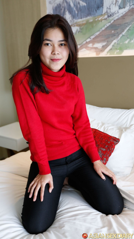 Sexy hairy Chinese MILF pussy - 5 Sexy hairy Chinese MILF pussy - 5